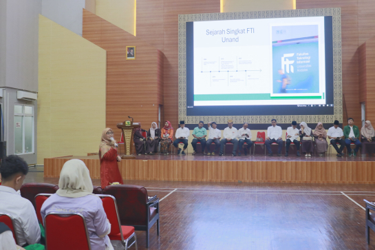 297 Mahasiswa Baru FTI Unand Ikuti BAKTI 2026